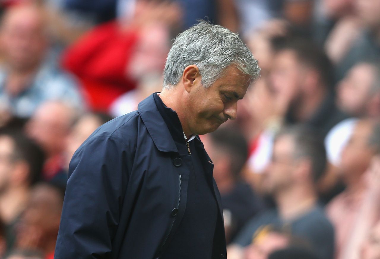 关于社区盾关键时刻再迎强敌，克里夫兰骑士官宣签约，主帅态度——悬念犹存，控场能力受关注的信息